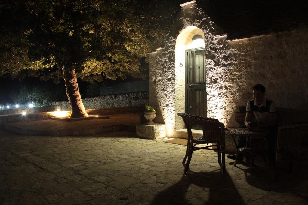 Trulli Pietra Preziosa Hotel มาร์ตินาฟรังกา ภายนอก รูปภาพ